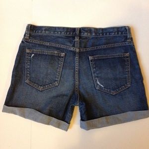 GAP Shorts - Gap 1969 Sexy Boyfriend Shorts Cuffed GAP Shorts - Gap 1969 Sexy Boyfriend Shorts Cuffed